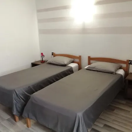 App Isabel דירה *